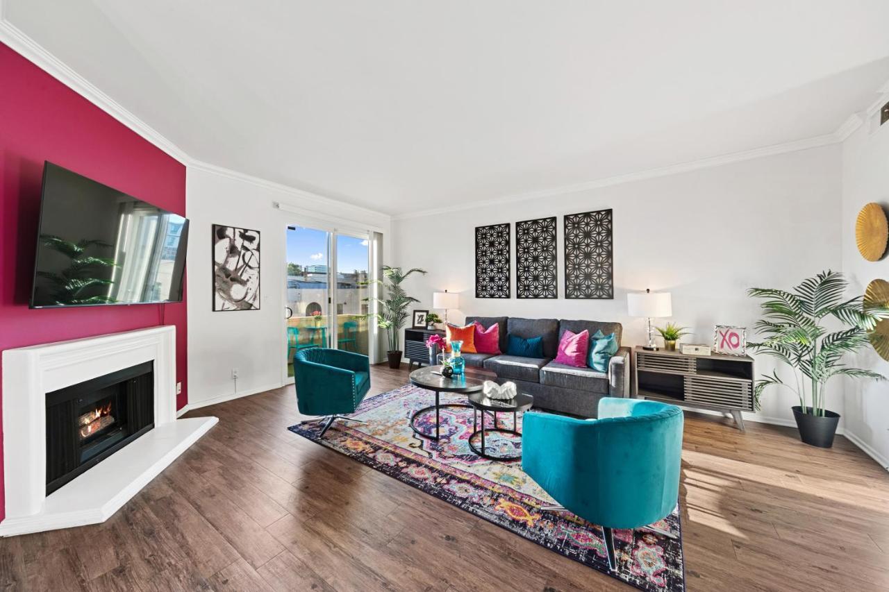 Beverly Hills Chic 2 Bed 2Bath With Patio And Parking 309 Лос-Анджелес Екстер'єр фото